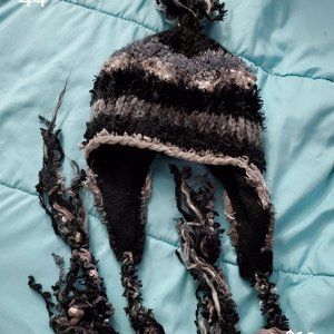 Grey hat and scarf set!